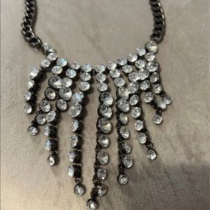Beautiful Cascading stones Choker 💎